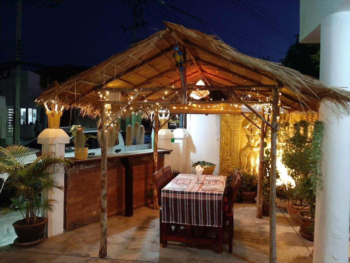 Palada Guest house HHQ Extérieur photo