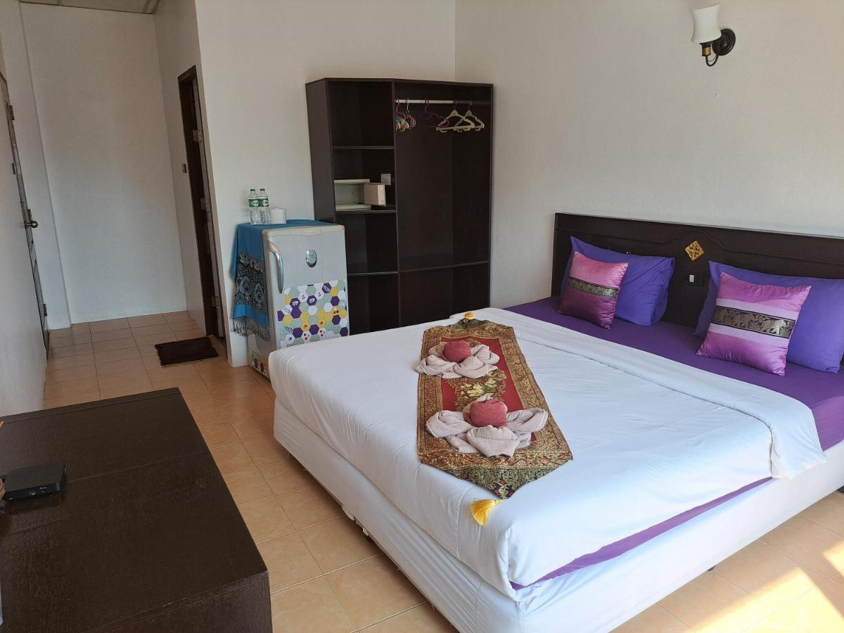 Palada Guest house HHQ Extérieur photo